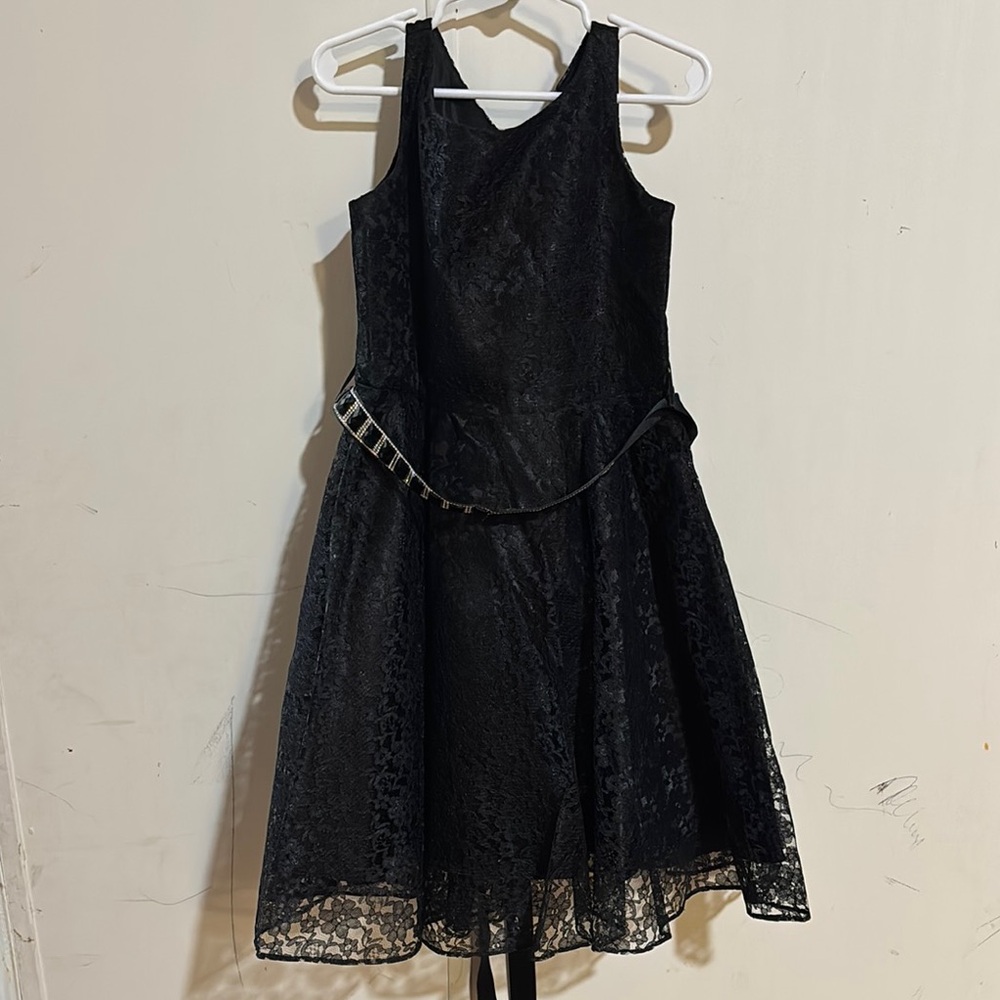 Elegant Black Lace Dress